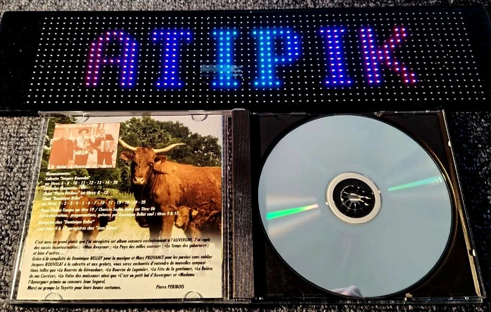 🪗 Pierre Péribois - ¡L'Auvergne Est En Fête! CD Folk Collector 2002 🐄 – photo 4
